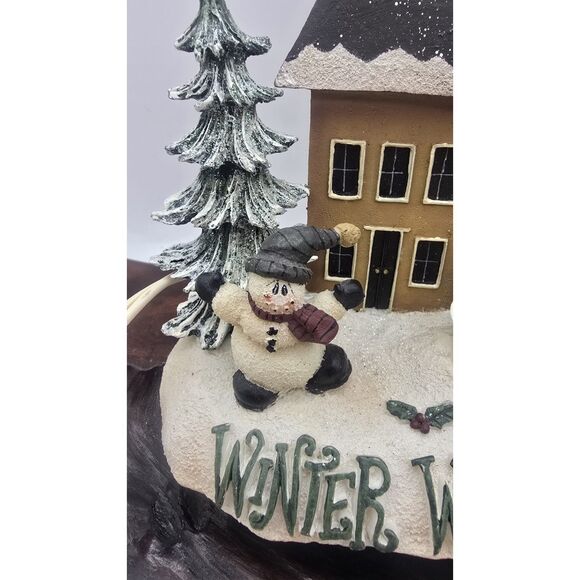 VINTAGE CRAZY MOUNTAIN'S WINTER WISHES SCENE WITH PLUG-IN LIGHT - Picture 4 of 7